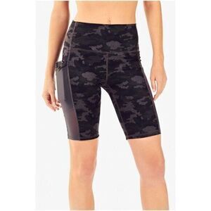 NWT Fabletics Mila High Waisted Camo Shorts | Active Workout Wear | Size XXS